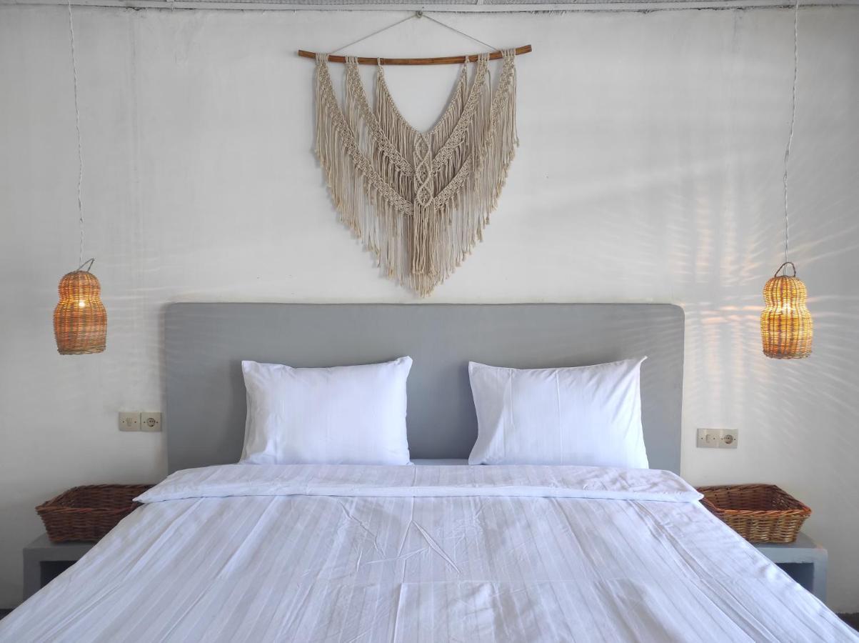 Hub Tata Guesthouse Tuk Tuk Dış mekan fotoğraf