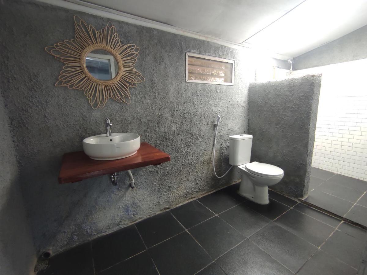 Hub Tata Guesthouse Tuk Tuk Dış mekan fotoğraf